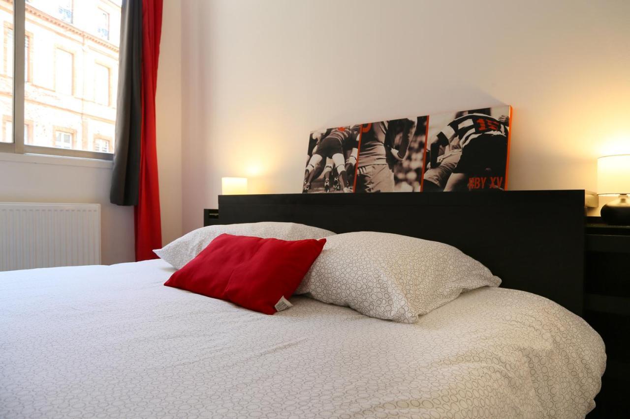 Le Premier De Saint Georges Place 120M Parking Toulouse Luaran gambar